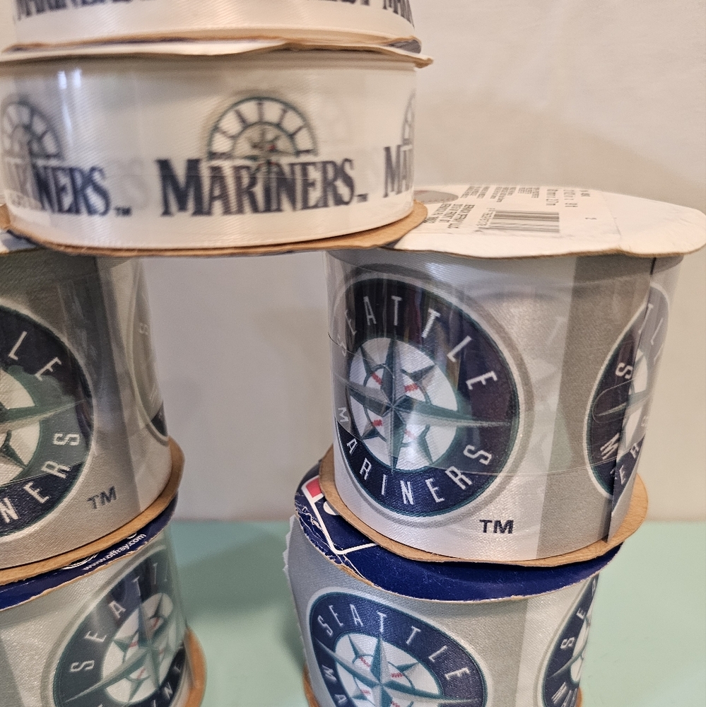 Seattle Mariners Themed Ribbon Set - White and Blue - Picture 4 of 5
